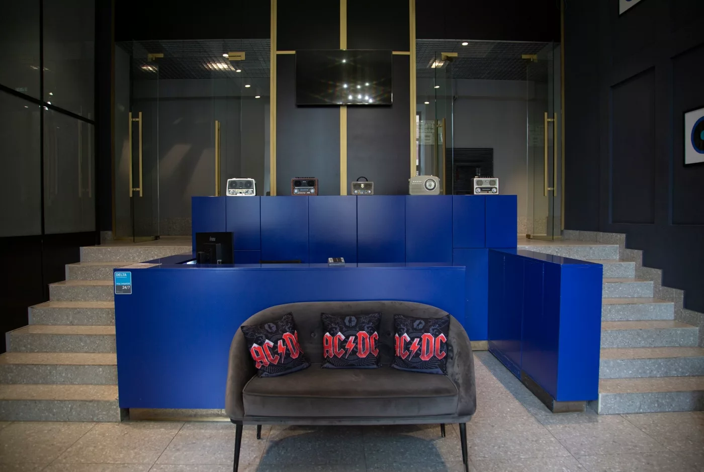 Лобби LOFT FM